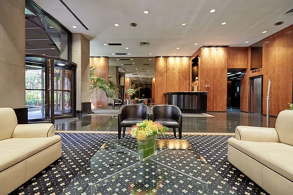 Rented by PocketBroker Inc | media 20