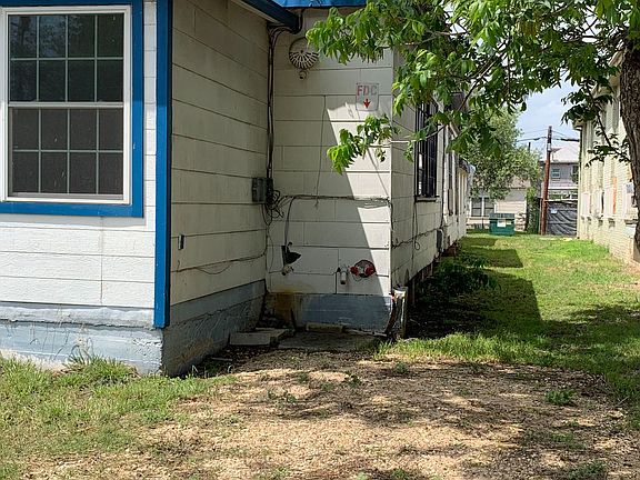 4th image of 325 E LOCUST ST