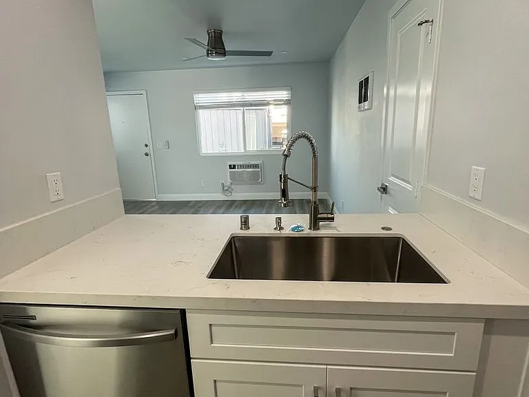 Canyon Creek Apartments B — Photo 18