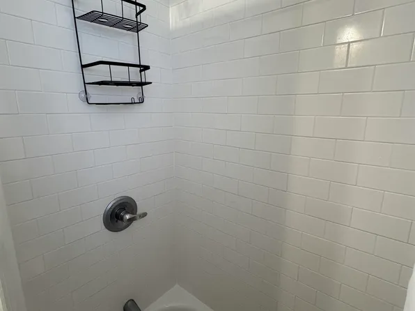 523 Grand Avenue image 13 of 17