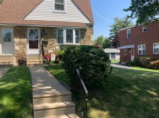 8648 Ferndale St, Philadelphia, PA 19115