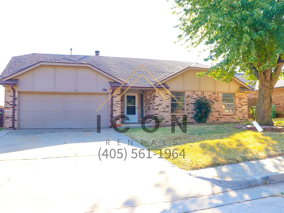 1708 Ridgeway Dr