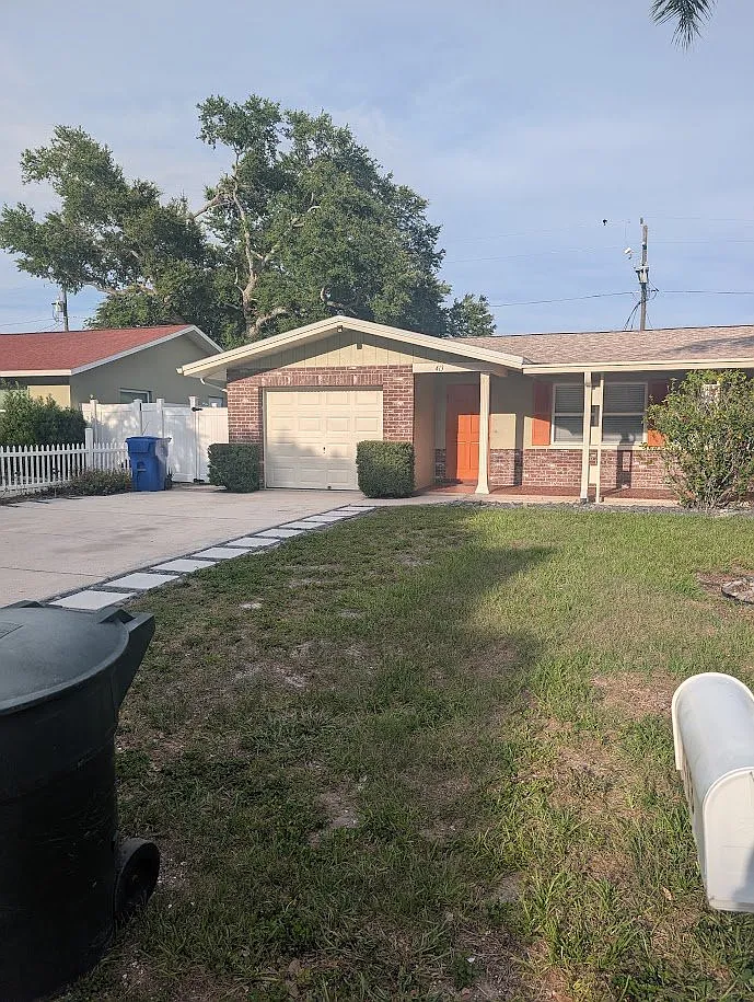 Updated 3 Bedroom Home in the Heart of Dunedin | Golf Cart Friendly | Private Fenced Yard — Photo 1