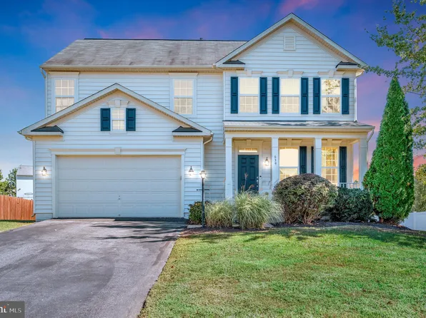 639 Village Pkwy, Fredericksburg, VA 22406