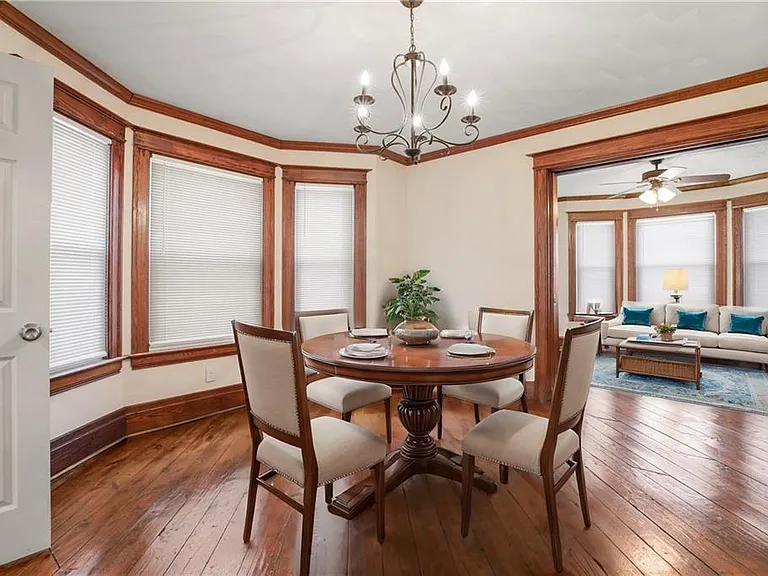 37 Niagara St — Photo 8