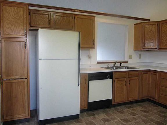5th image of 3818 E Brunswick Ave