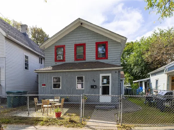 39 Woodward St, Rochester, NY 14605