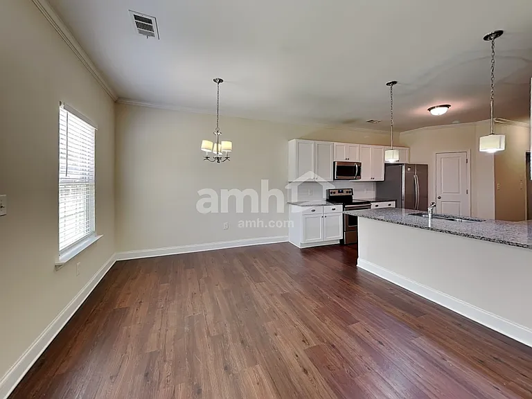 202 Monarch Way — Photo 5