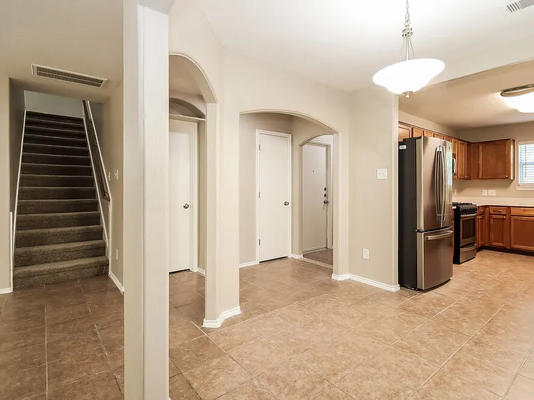 10005 Sterling Place Dr — Photo 8