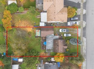 988 Irvine St, Coquitlam, BC V3C 3L9