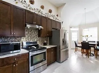 6103 Crystalwood Ct — Photo 8