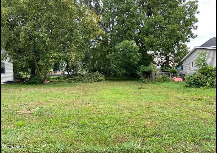 1st image of 26 N Linden Ave
