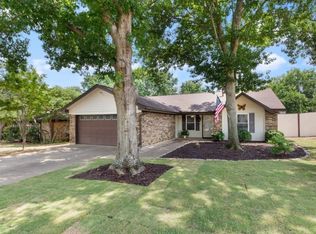 2719 Cardinal Ct, Grapevine, TX 76051