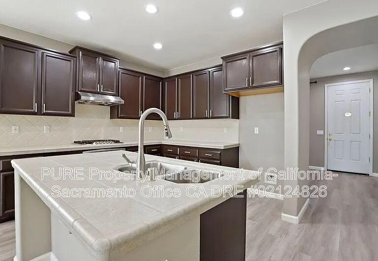 1518 Sandmark Dr — Photo 30