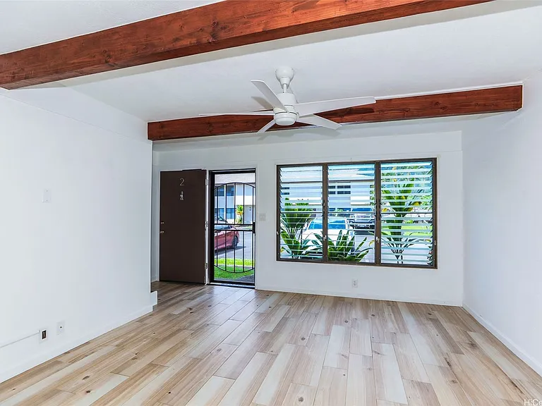 47-404 Hui Iwa St — Photo 9