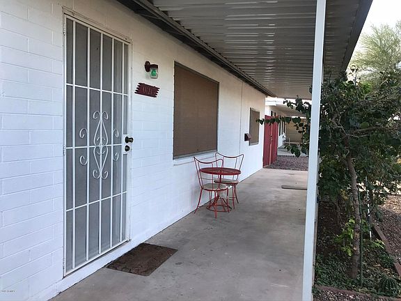 3rd image of 11213 W Kansas Ave