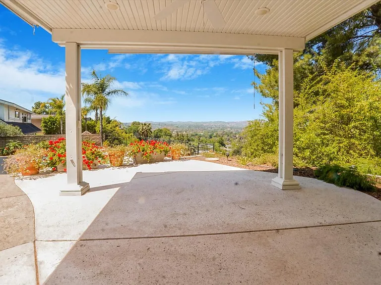 22903 De Kalb Dr — Photo 22