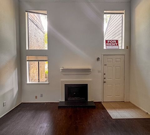 Livingroom and fireplace.