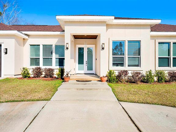 5th image of 5800 Moors Oaks Dr