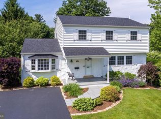 60 Grubb Rd, Malvern, PA 19355