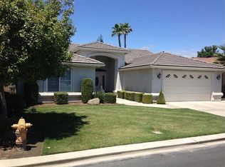 9 West Loop, Madera, CA 93637