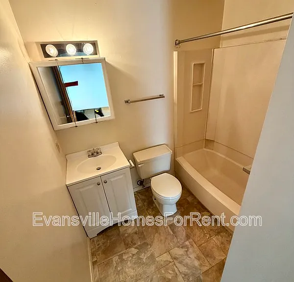 437 S Bosse Ave — Photo 8