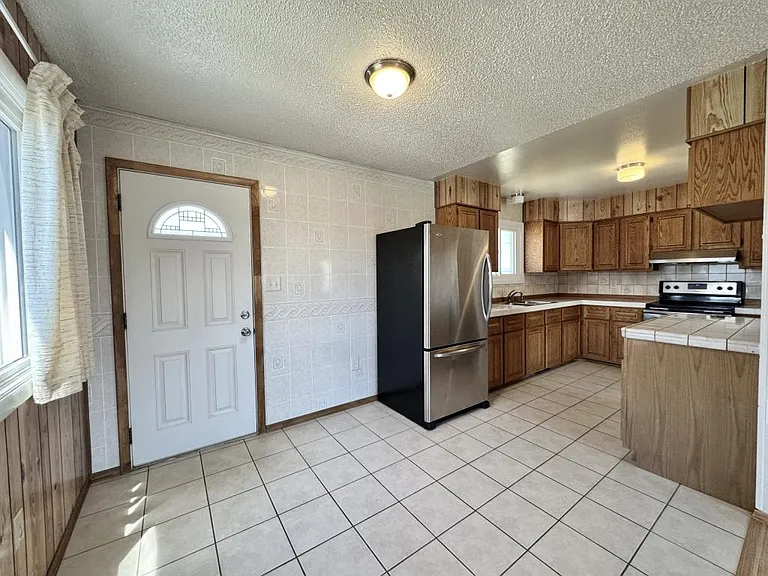1500 Cole Ave — Photo 5