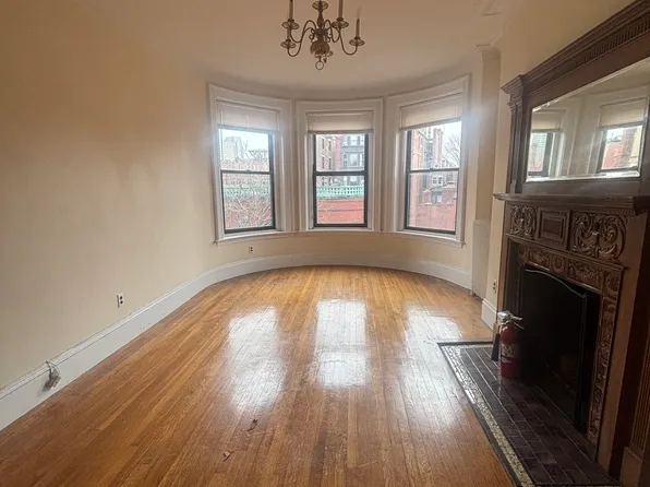 423 Marlborough St APT 4, Boston, MA 02115