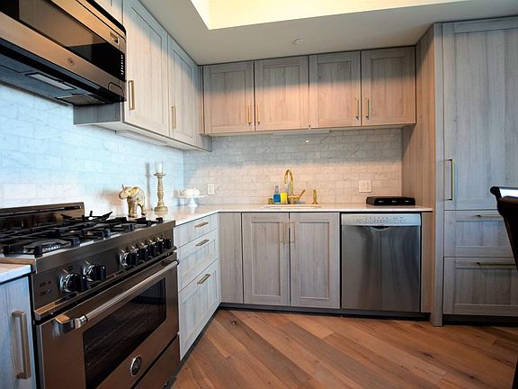 5th image of 401 Harrison St, #4D