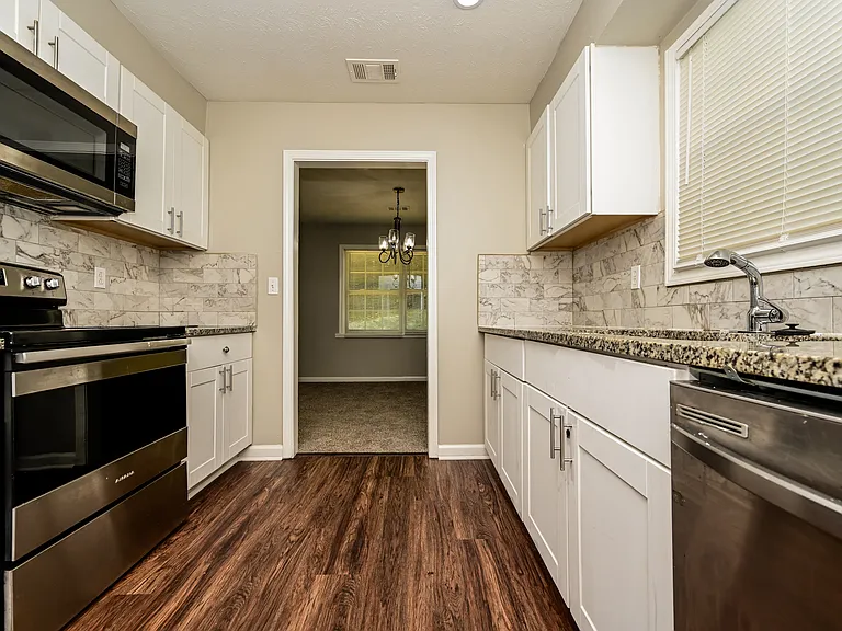 2887 Botany Dr — Photo 10
