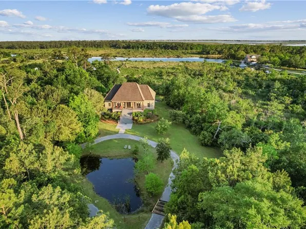 328 Faciane Ln, Slidell, LA 70460