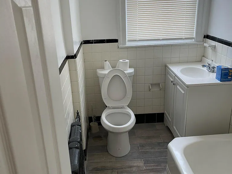 925 W Lindley Ave #2 — Photo 13