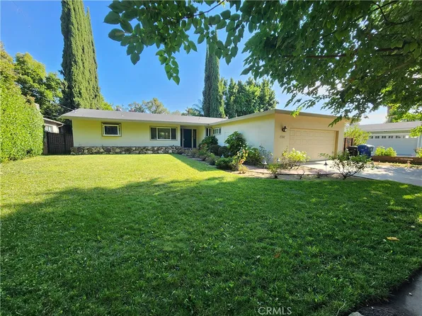12621 Hesby St, Valley Village, CA 91607