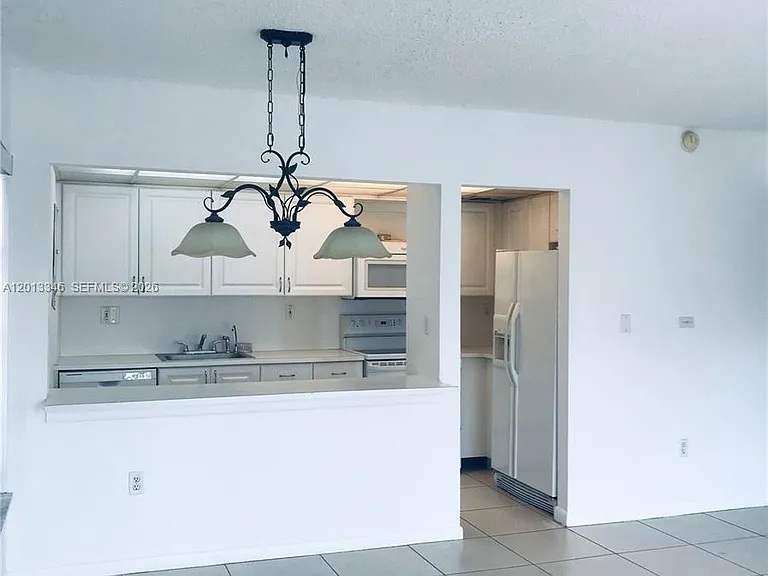 17600 NW 68th Ave #B3006 — Photo 3