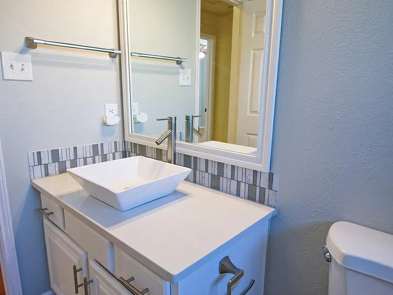 Full Bathroom - Upstairs
