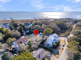 102 Live Oak Dr, Mount Pleasant, SC 29464