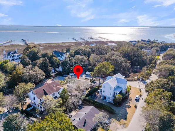 102 Live Oak Dr, Mount Pleasant, SC 29464