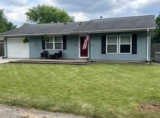 350 Hickory Ct, Oakwood, IL 61858