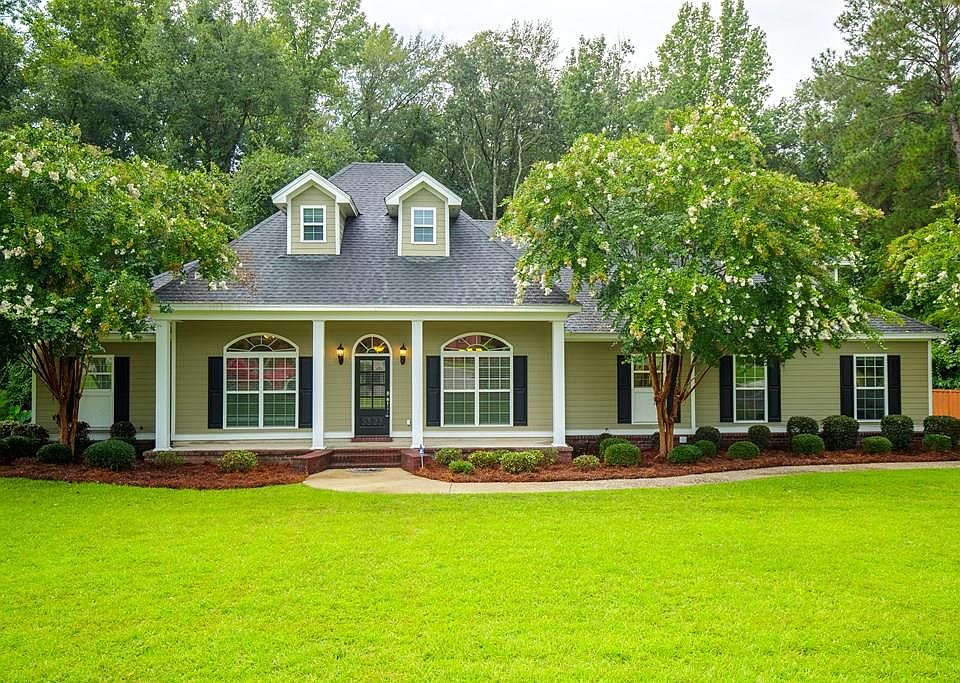 1st image of 5323 Forest Glen Cir