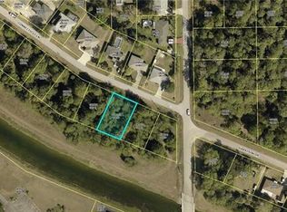 704 Connecticut Ln, Lehigh Acres, FL 33936