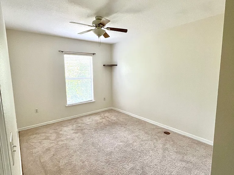 4083 Dover Terrace Dr — Photo 27