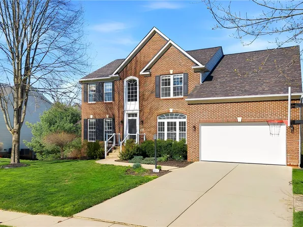 153 Hunter Dr, Cranberry Township, PA 16066