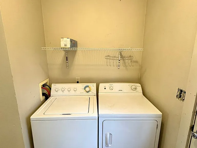 4623 Bruce Ave — Photo 11