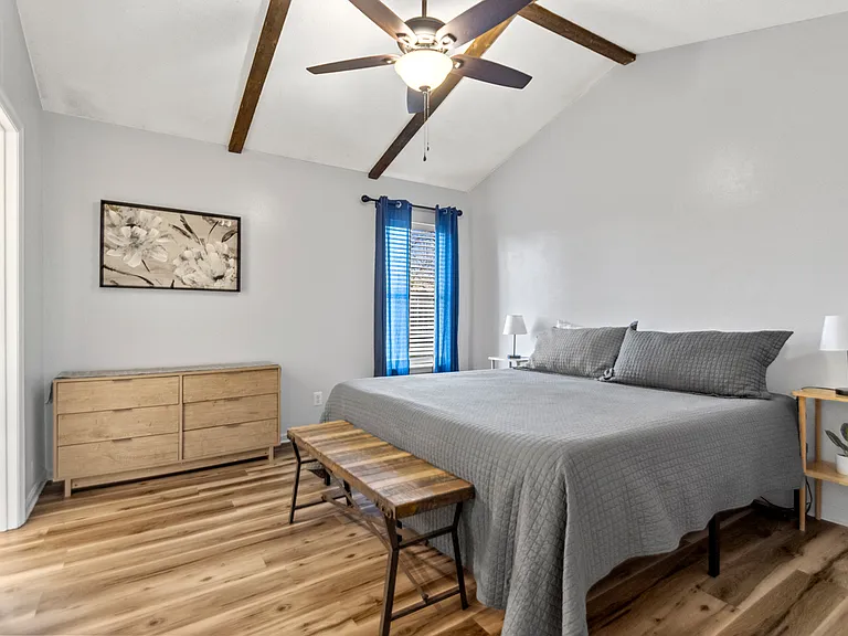 122 Pecan Valley Dr — Photo 17