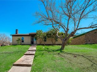 5620 Denise Dr, Haltom City, TX 76148