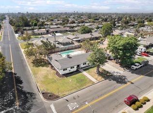 395 E Birch Ave, Hanford, CA