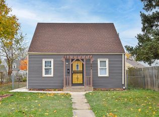 2622 W Linwal Ln, Milwaukee, WI 53209