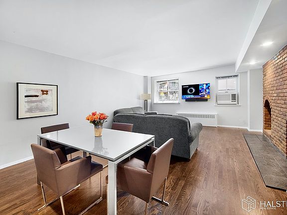 2nd image of 313 W 22nd St