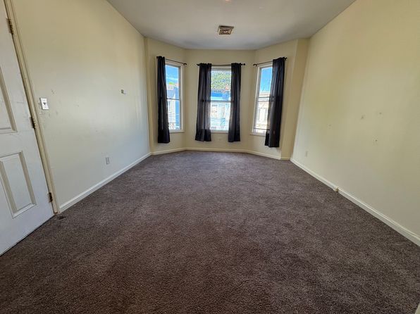 354 Orange St #2