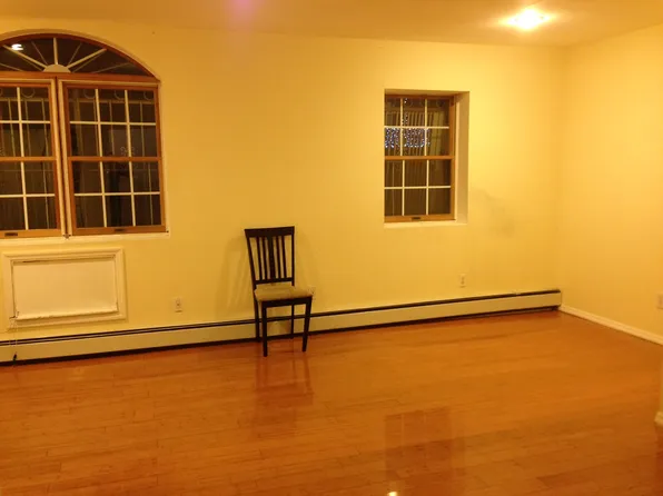 56-26 Van Cleef Street image 6 of 28